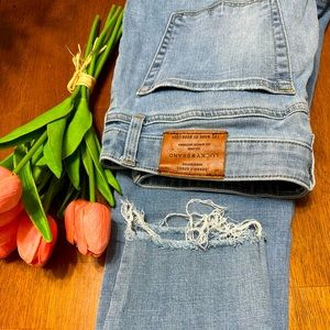 Lucky Brand Ava Skinny Jean Size 6/28 Used Once.